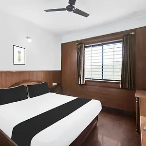 Hotel Super Townhouse Centre Formerly Mahendra