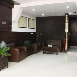 Hotel O Lotus