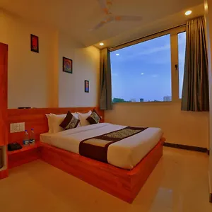 Swarna Vilas Hotel